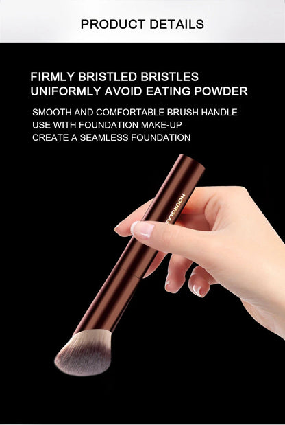 Velluxe Soft Glow Foundation Brush