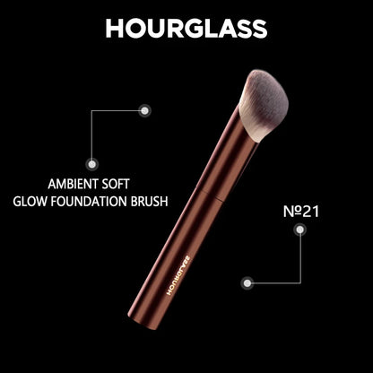 Velluxe Soft Glow Foundation Brush